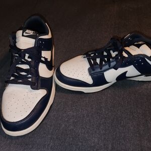 Nike Dunks Men's Navy and White Sneakers